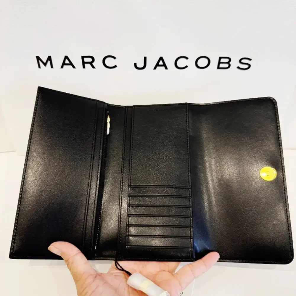 Marc Jacobs pebbled leather